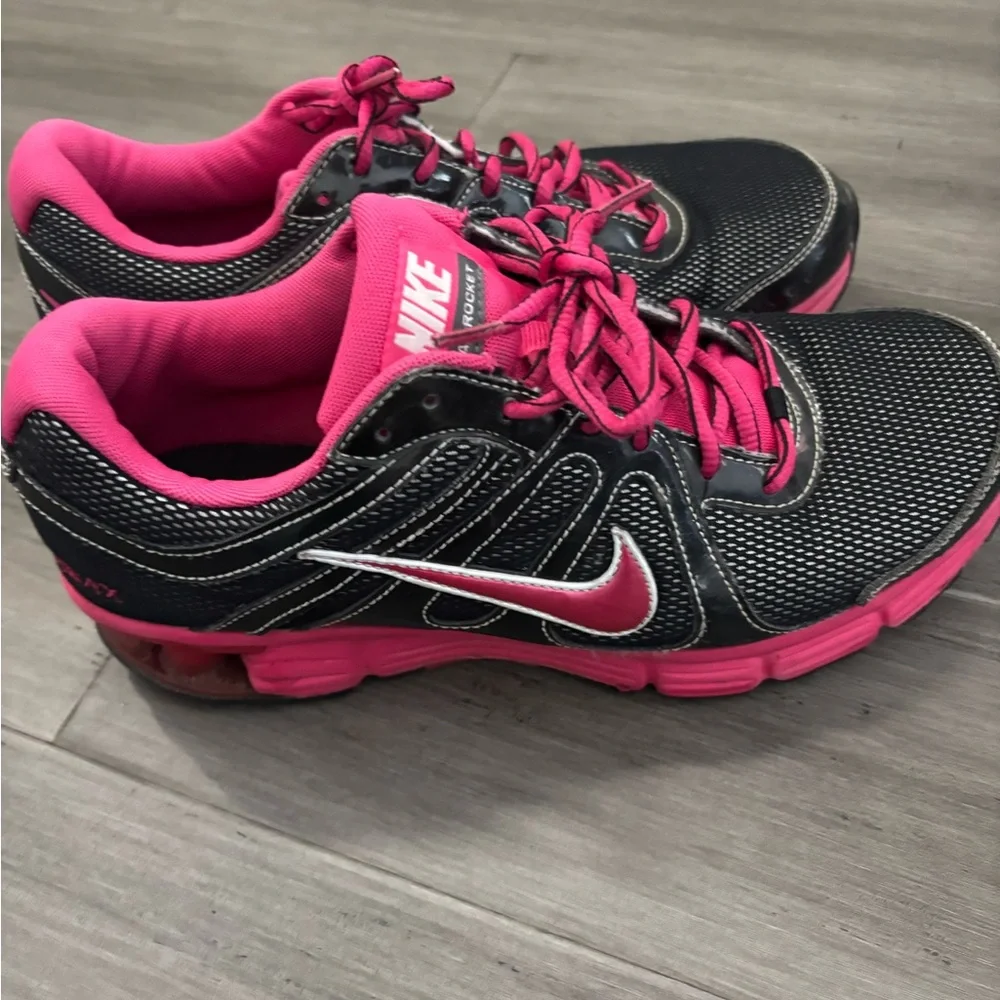 Nike Reax Rocket Hot Pink Black Running Shoes Women’s Size 10 Athletic Sneakers